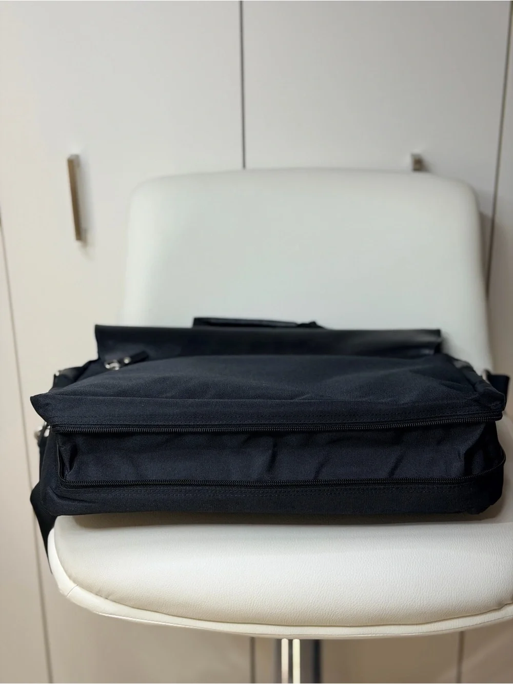 NWOT Eddie Bauer, Messenger Bag, Laptop Briefcase Attache Case Multi-Compartment